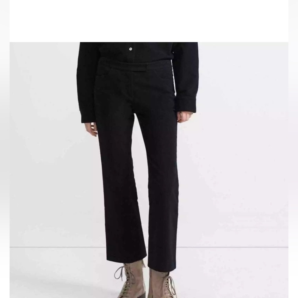 Theory Cropped Pant in Moleskin Twill Black size 8